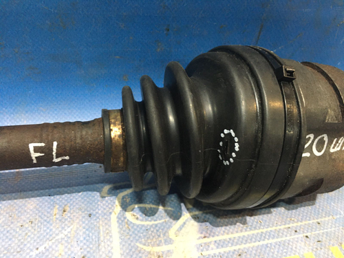 Привод передний левый TOYOTA CARINA 1992