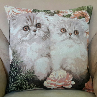 Декоративный гобеленовый чехол для интерьерной подушки Персидские котята ЮП 47х47