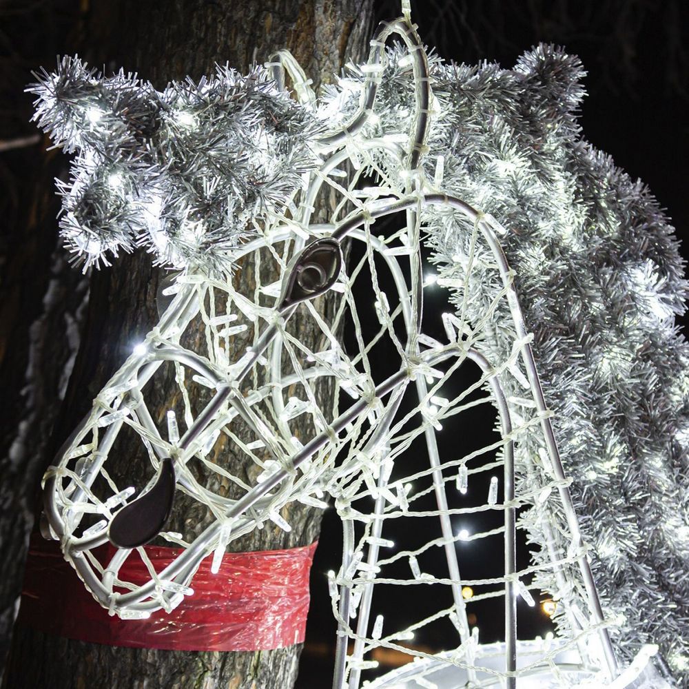 Светодиодная конструкция "Лошадь с санями"