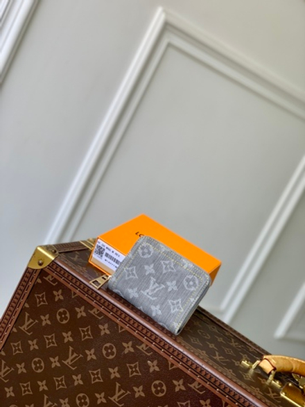 Louis Vuitton Zippy Coin Purse