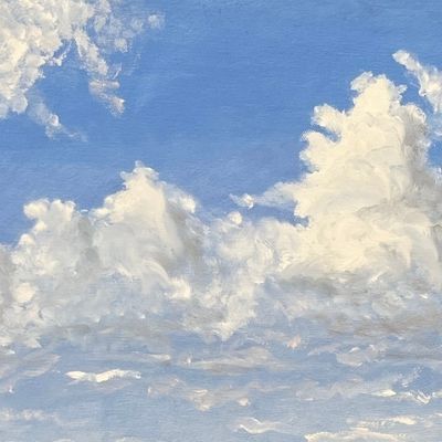 Небо голубое с кучевыми облаками нежными
