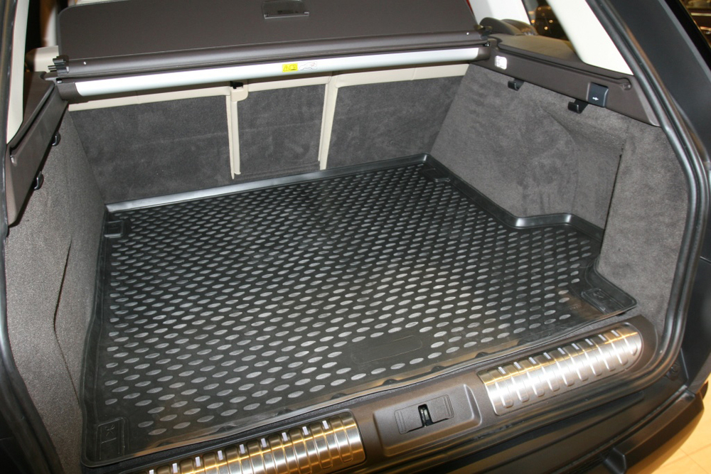 Коврик в багажник для LAND ROVER Range Rover Sport, 2015-, внедорожник , с рейлингами, 1 шт. (полиуретан) арт.CARLDR00006
