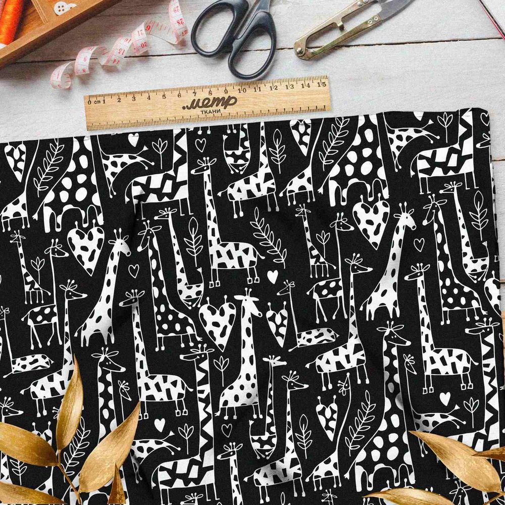 Ткань таффета черно-белые жирафики