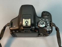Canon EOS Rebel T6i(750D) kit EF-S 18-55mm IS STM