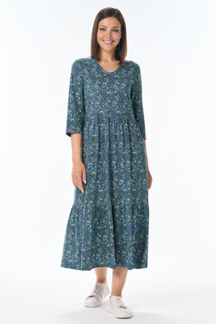 Платье расклешенного силуэта из хлопка с рукавом 3/4.