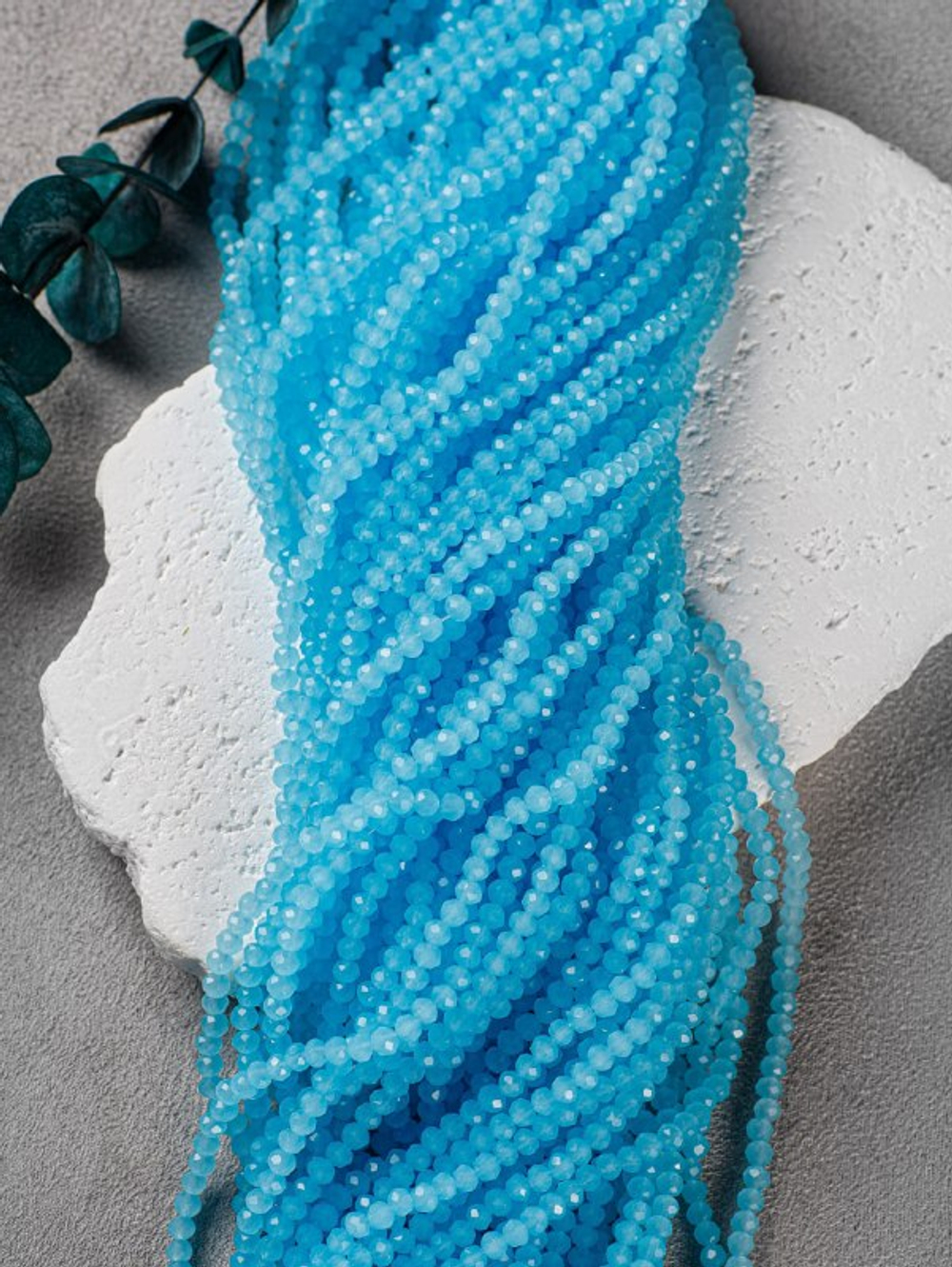 Рондели 3 мм, минеральная вода, нить 32 см