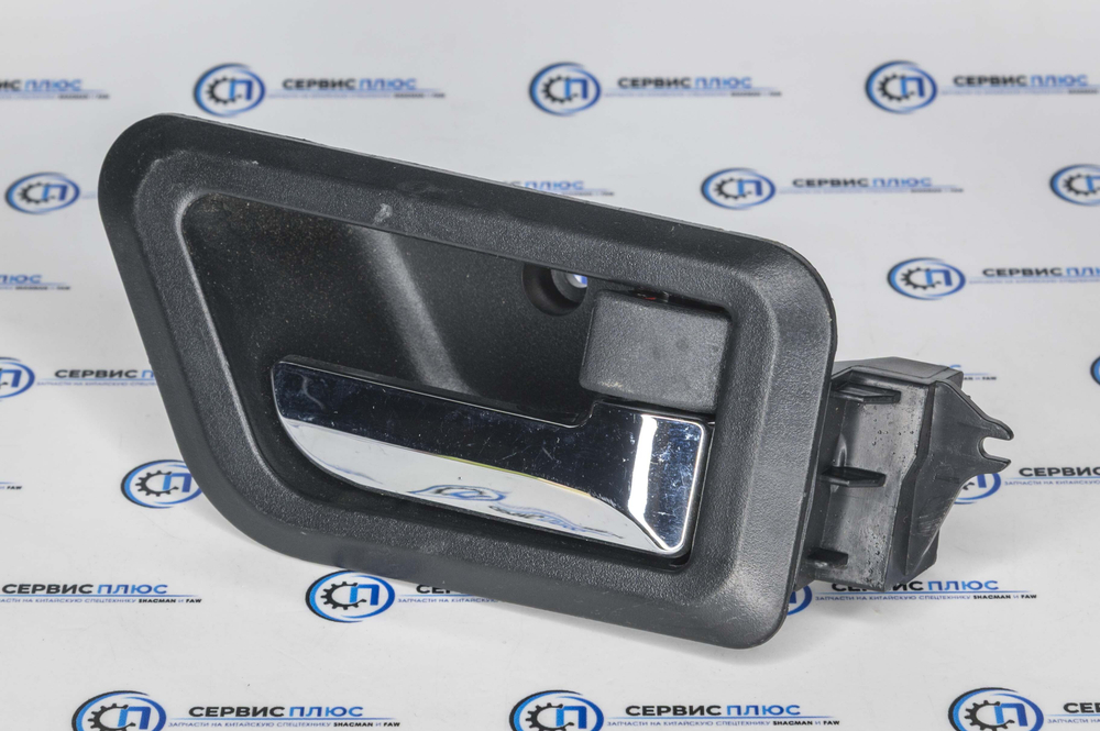 Ручка открывания двери правая X5000 DZ15221330144