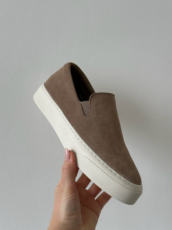 Слипоны из натуральной зашми