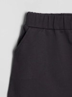 Черный костюм для девочки с юбкой в школу