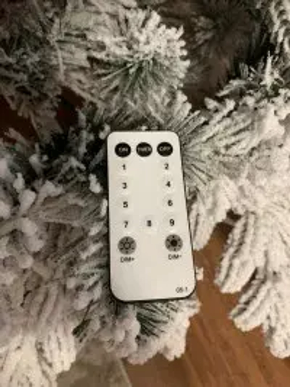 Искусственная елка Аляска заснеженная 300 см., 804 мульти.теплых белых LED ламп, литая+пвх, ЕлкиТорг (195300)