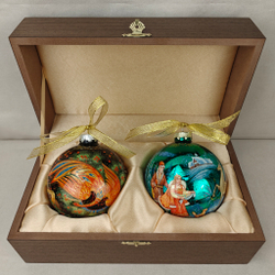 Набор новогодних шаров с ручной росписью "Серебряное копытце" и "Конек-горбунок"