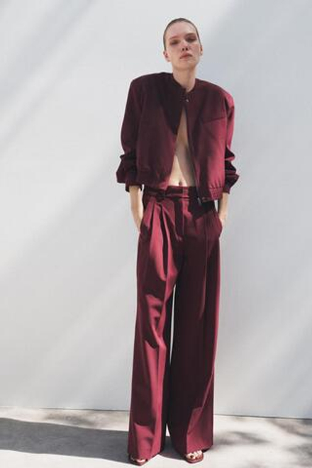 ZARA БРЮКИ С ЗАЩИПАМИ — ZW COLLECTION, ЦВЕТ БУРГУНДСКОГО ВИНА