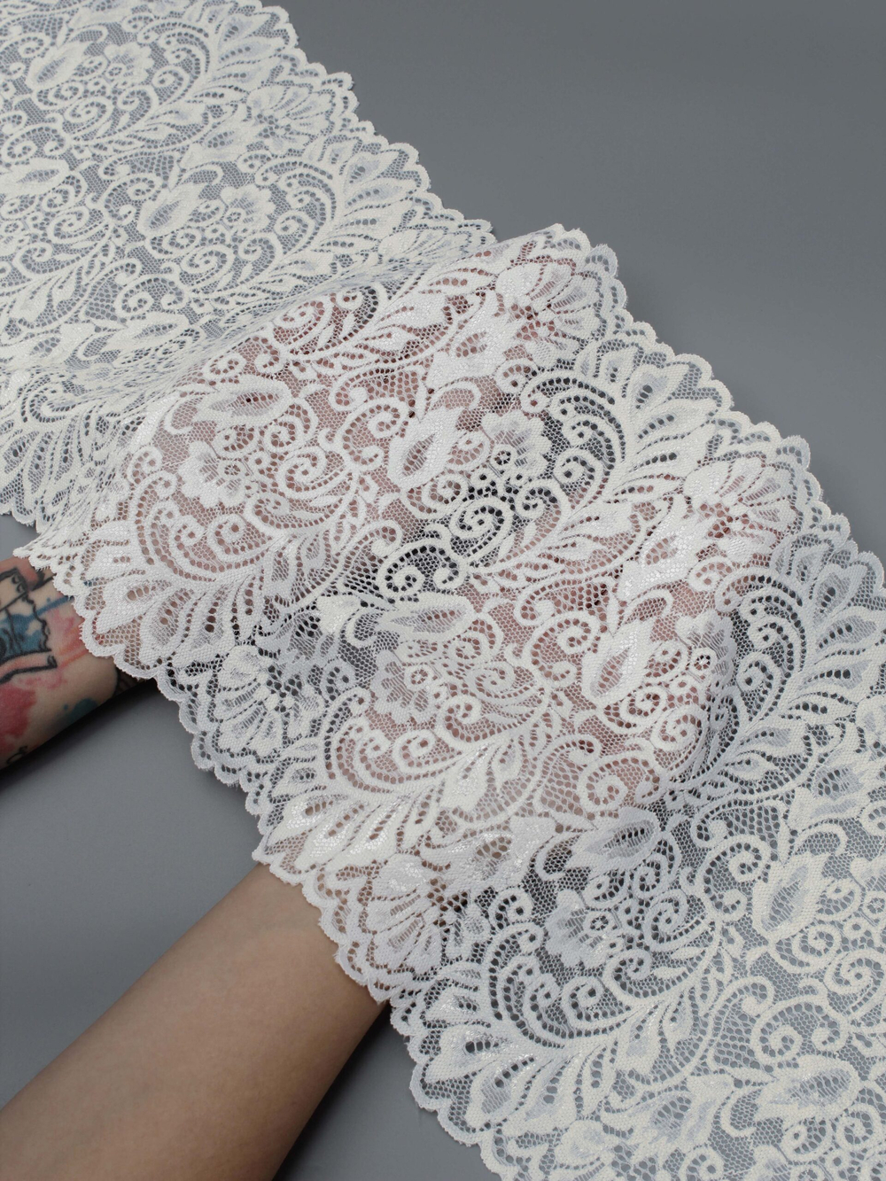 Эластичное кружево теплое белое ширина 20 см