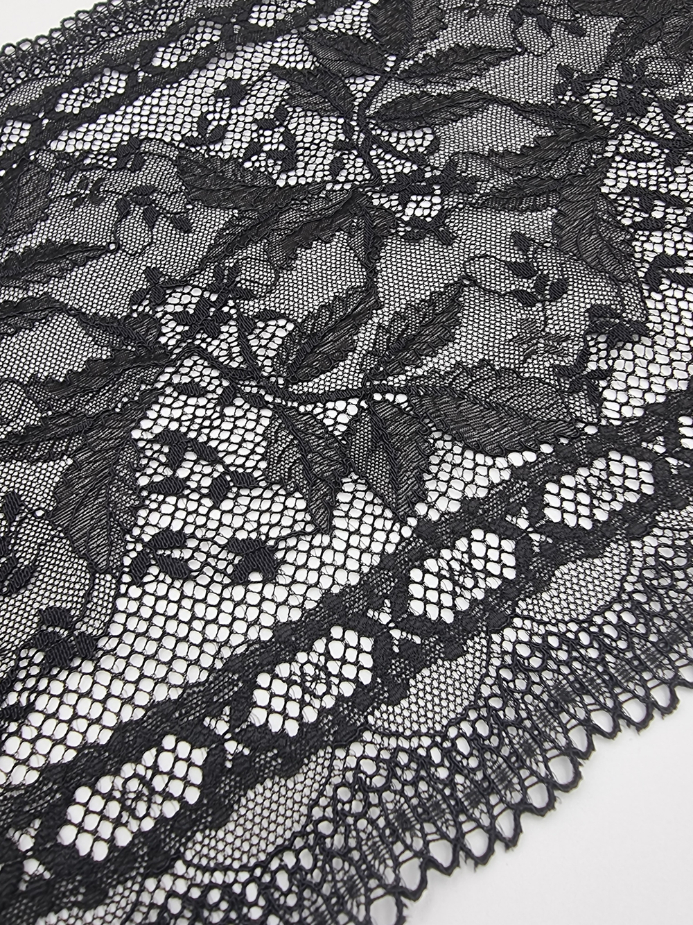 Кружево эластичное черное КС171 (22 см)