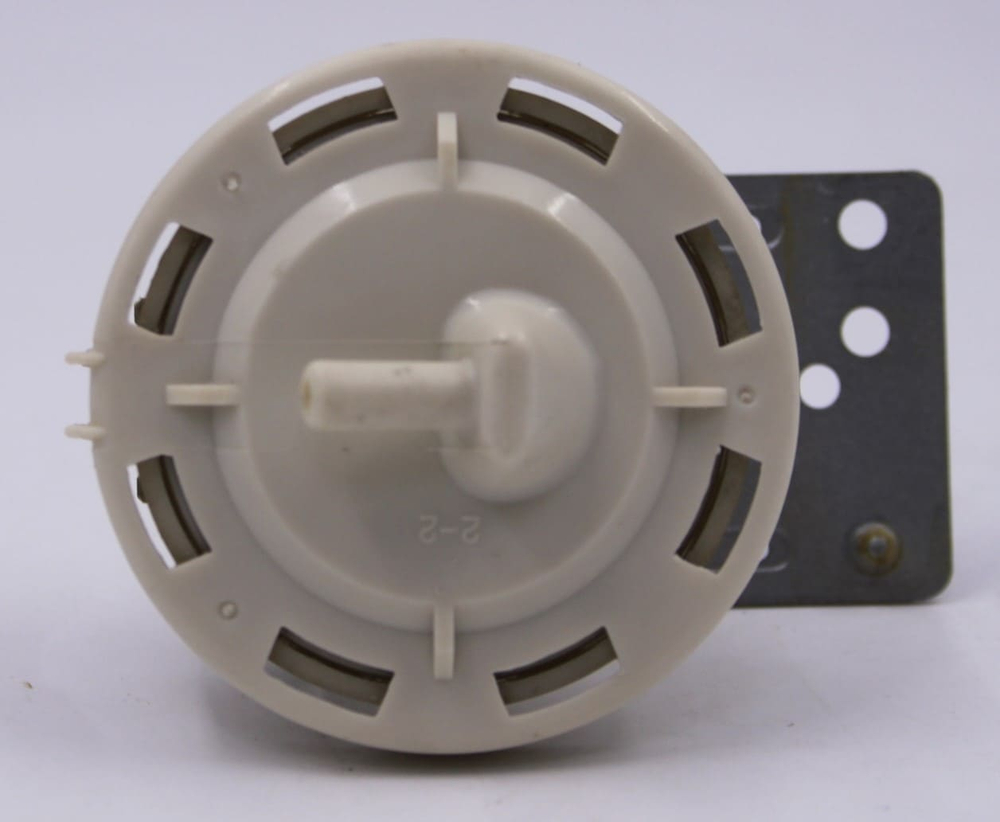 Датчик уровня воды (прессостат) стиральной машины LG 6601ER1006A