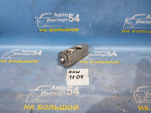 Клапан кондиционера TOYOTA PRIUS 2002