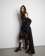 Пальто с формообразующими бедрами из шерсти Гуччи черный