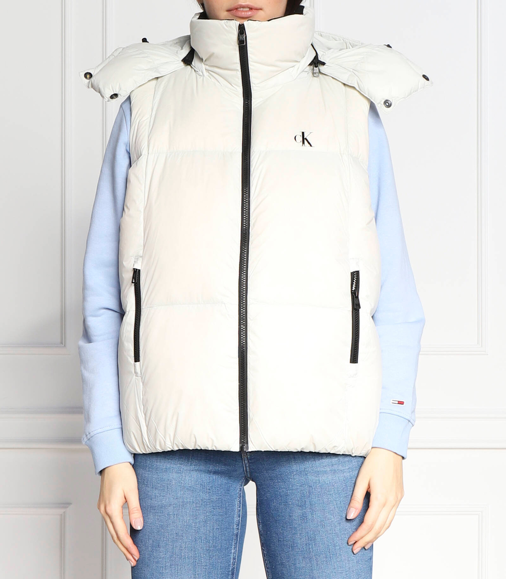 пуховая безрукавка CALVIN KLEIN JEANS - экрю(J20J219821)