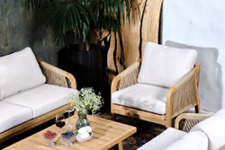 Кресло из акации RIMINI