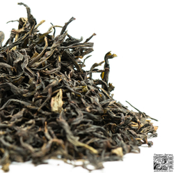 Гуандунский улун «Сюэ Пьен Я Ши Сян Дан Цун (Снежный лист)»