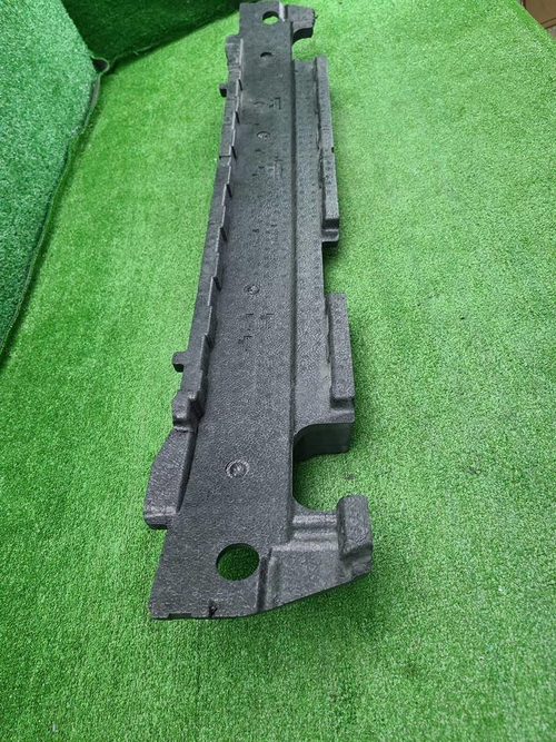 Абсорбер переднего бампера Audi Q8 (2018-2023)