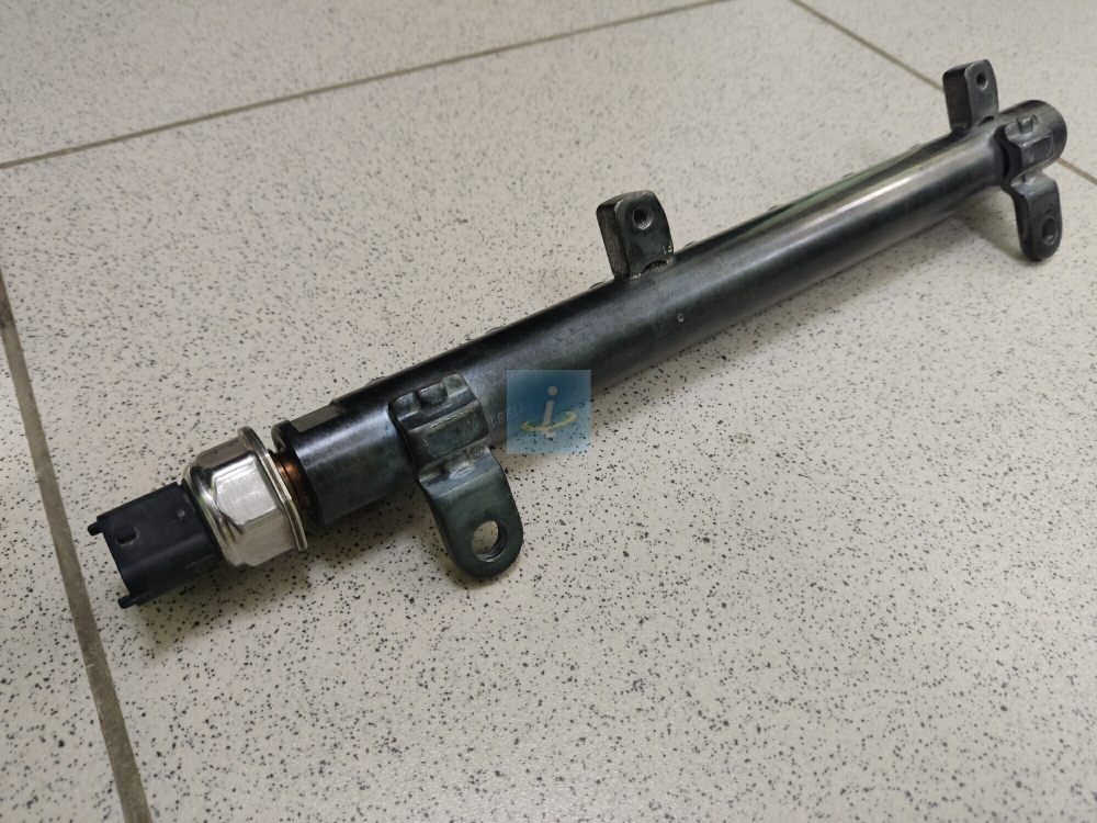 Рампа топливная левая с датчиком ЯМЗ 658