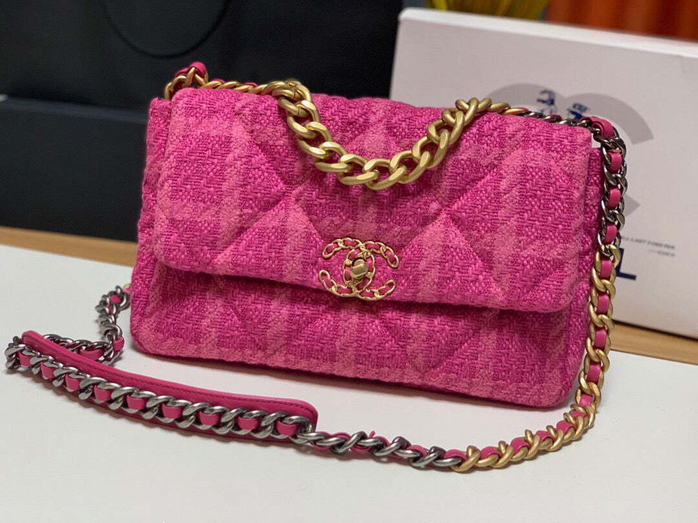 Chanel 19 Large 30 cm