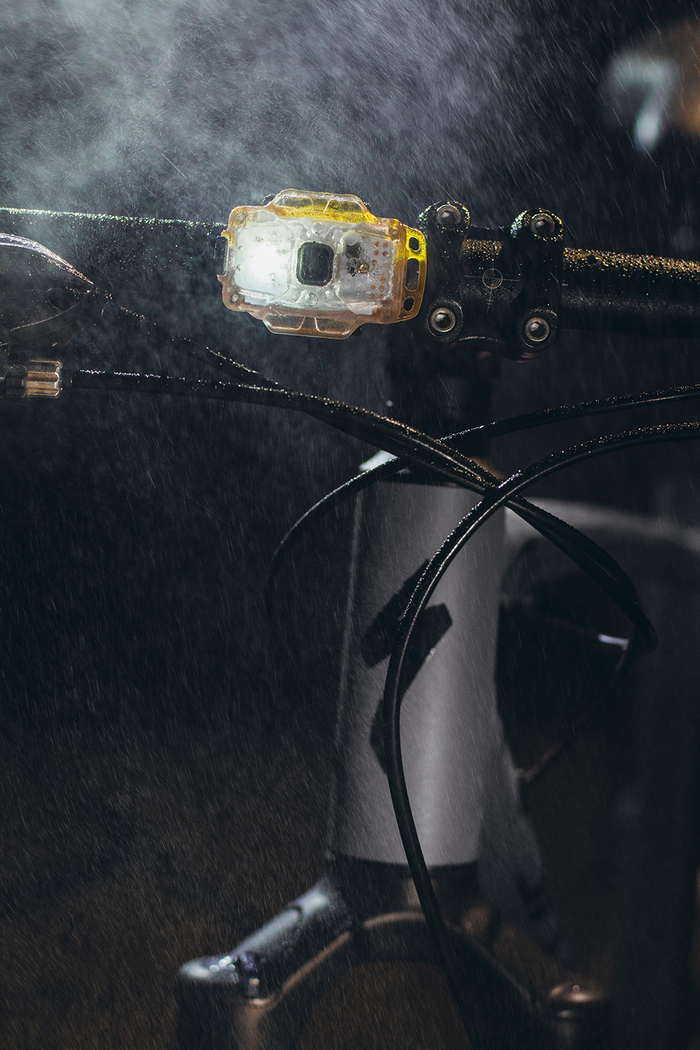Фонарь Armytek Crystal Grey Onyx (F07001G)