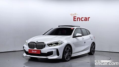 BMW 1 Series (F40) 120i M Sports (08.2021)