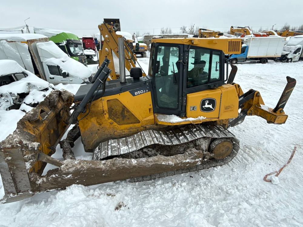 John Deere 850* Бульдозер 850J-II (Дизельный, 6,8 л, 208 л.с., АТ)