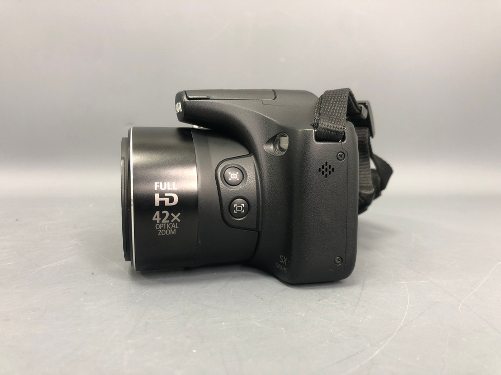 Canon PowerShot SX520 HS