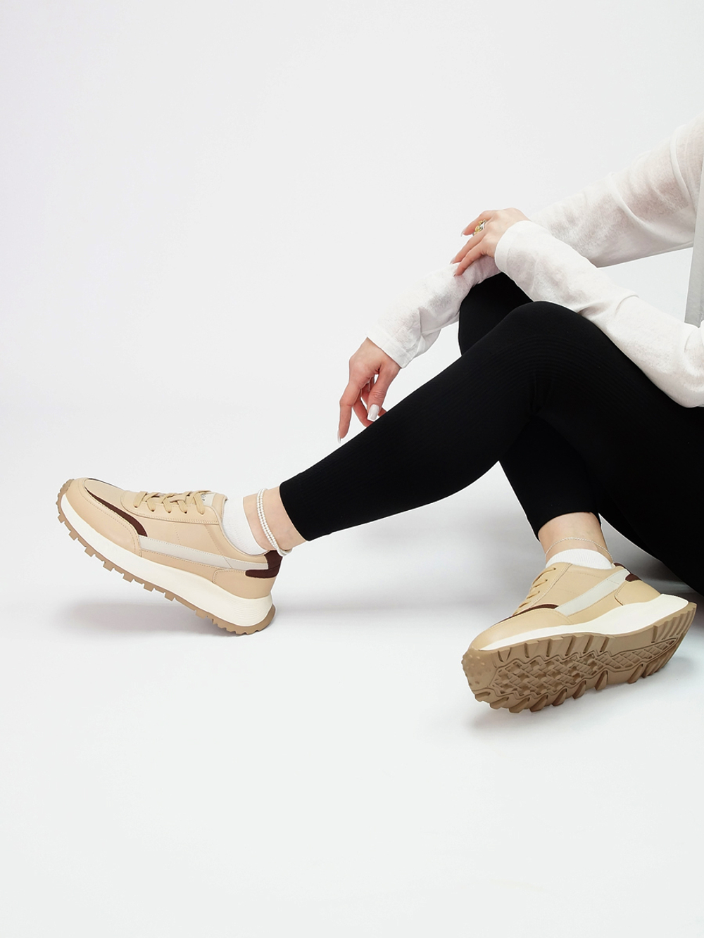 Кроссовки женские демисезонные