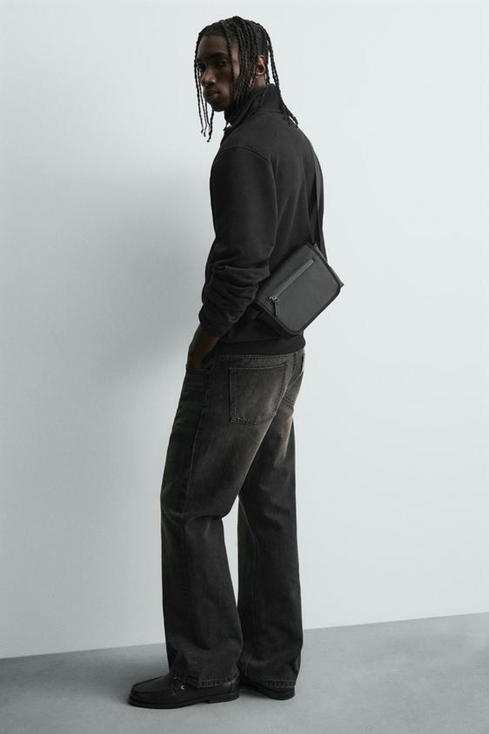 ZARA ПРОРЕЗИНЕННАЯ СУМКА, ЧЕРНЫЙ