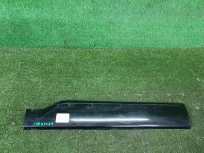 Накладка двери задняя правая Volvo XC90 2 (2014-н.в.)