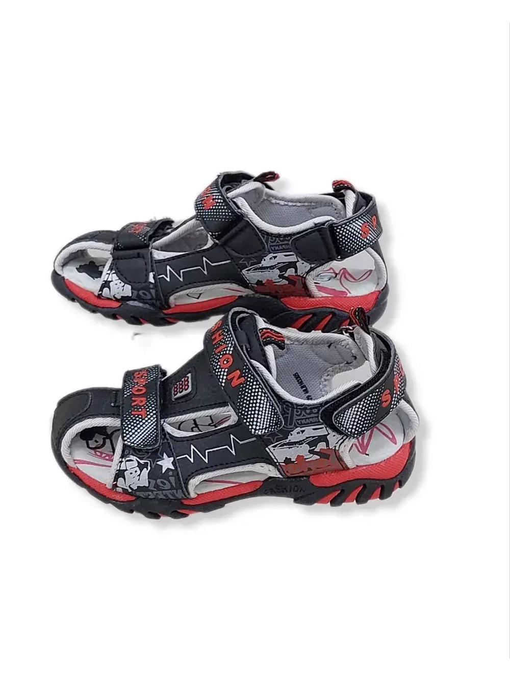 Сандалии для мальчика закрытые