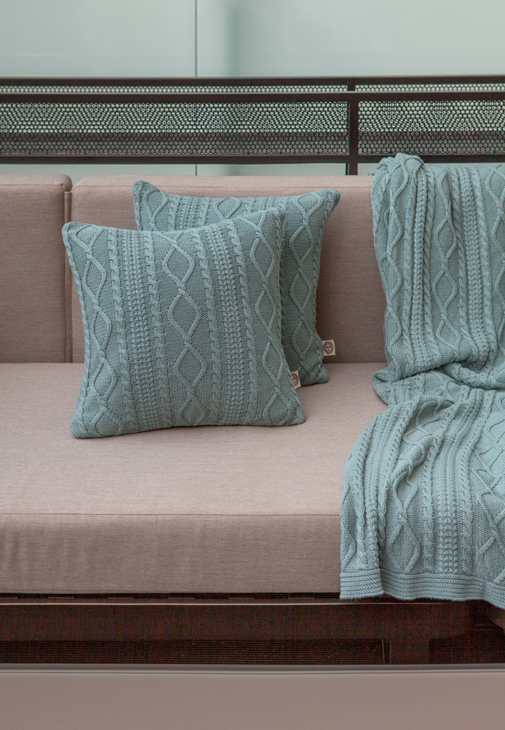 Наволочка декоративная 40x40 Luxberry Lux 67 серо-зеленая