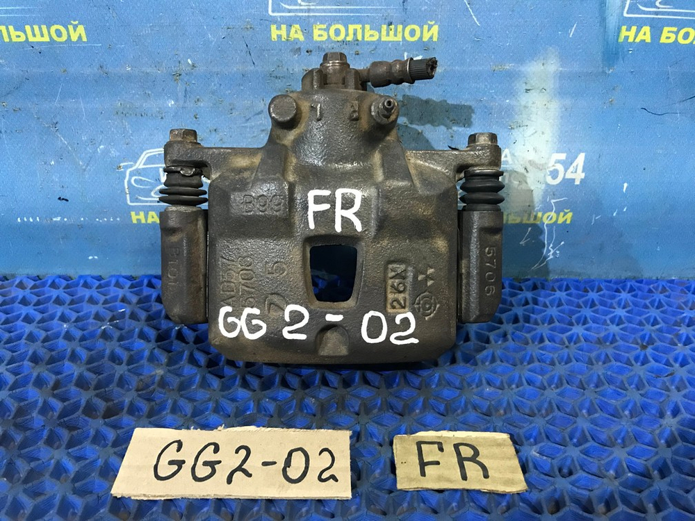 Суппорт тормозной передний правый SUBARU IMPREZA 2002