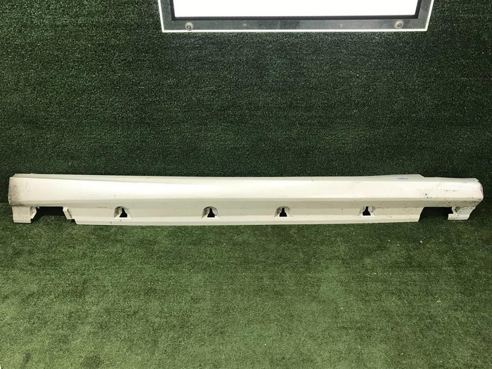 Накладка порога правая Mercedes M W166 (2011-2015) AMG