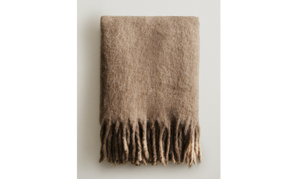 Zara Home плед из полиэстера, светло-бежевый, 140x190 см