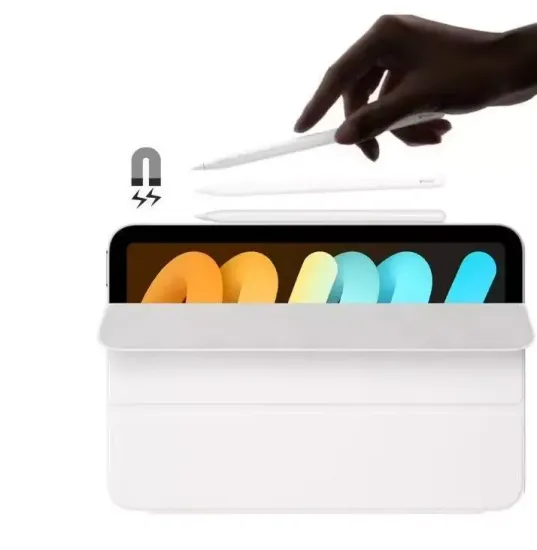 Чехол Apple Smart Folio для iPad Pro 11", полиуретан, белый