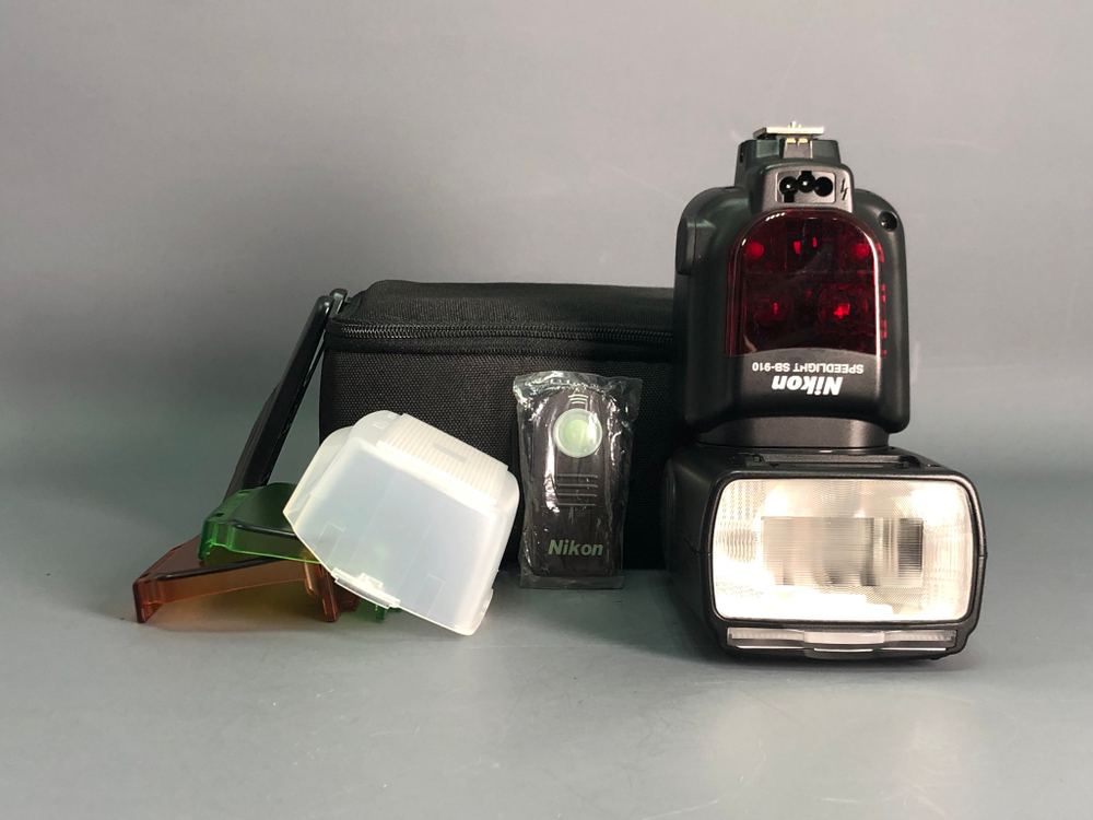 Nikon SB-910