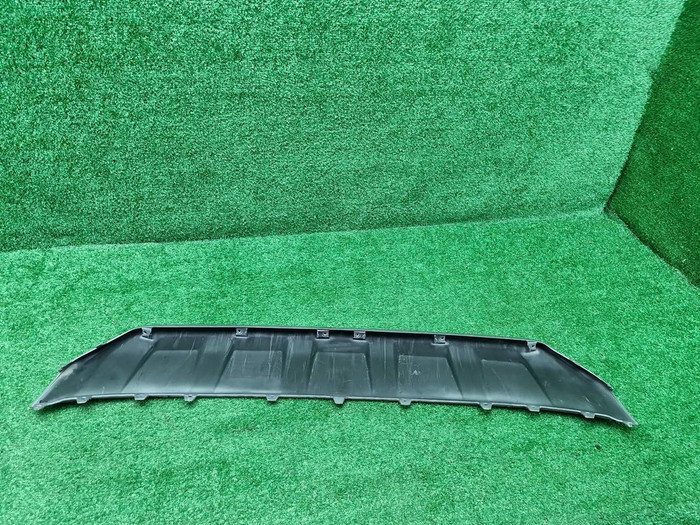 Накладка переднего бампера Audi Q7 2 (2015-2019)