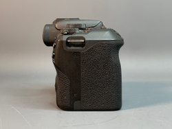 Canon EOS R10 Body 49.000 Кадров