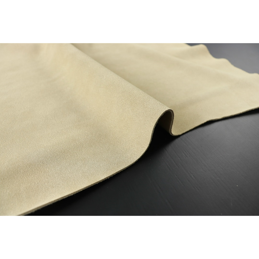 1,2-1,4 Кожа велюр Светло-бежевый