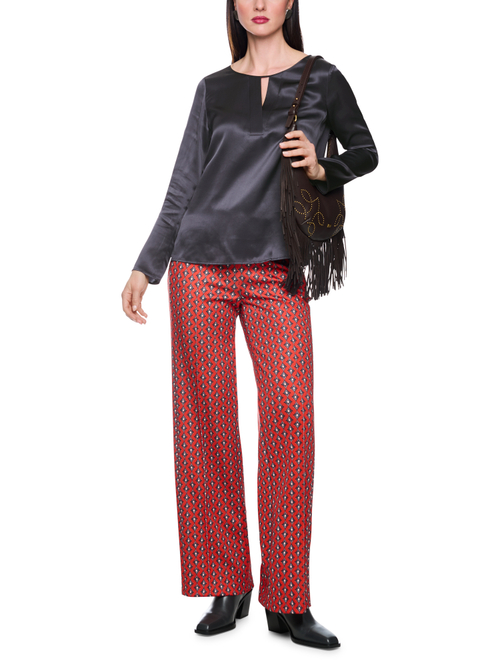 Блузка из шелка