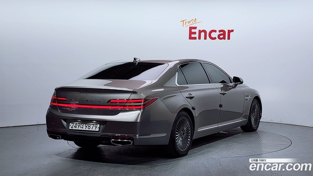Genesis G90 3.8 AWD (08.2020)