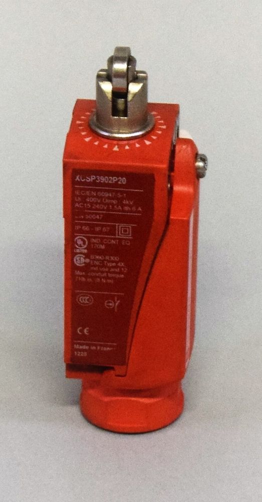 SCHNEIDER ELECTRIC XCSP3902P20