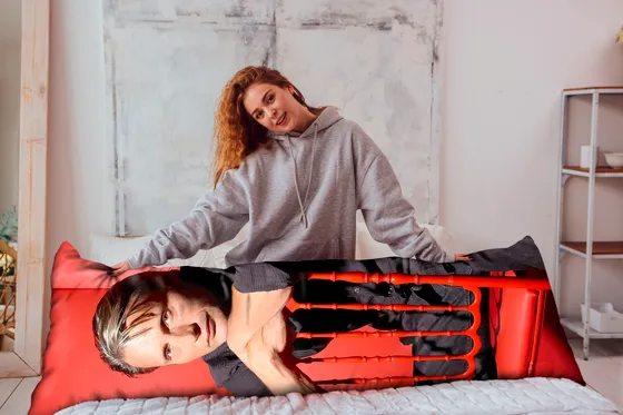 Дакимакура Мадс Миккельсен