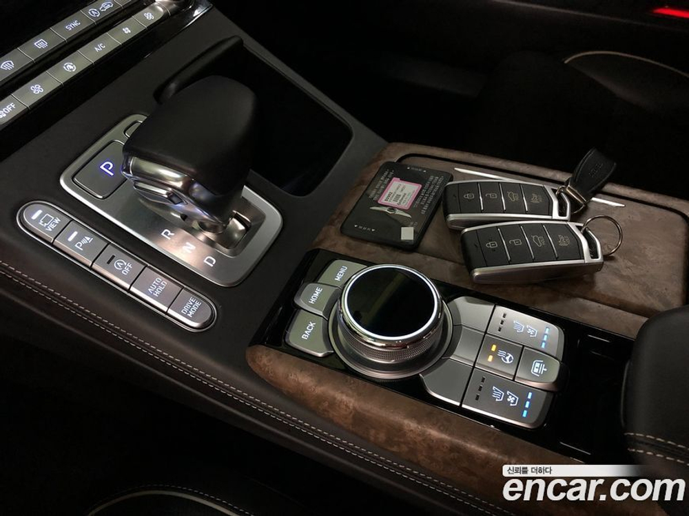 Genesis G90 3.8 AWD (01.2021)