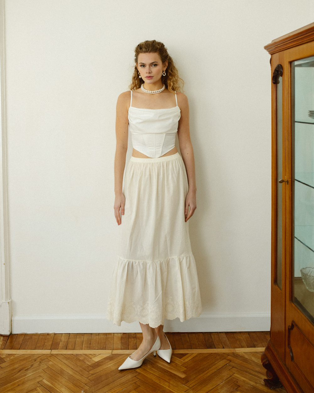 Подъюбник длинный